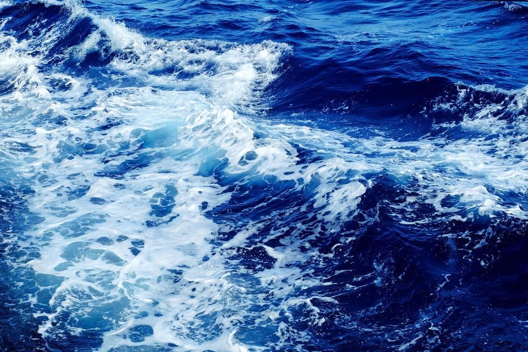 Colorful waves, Pezhvak speech-to-text product image